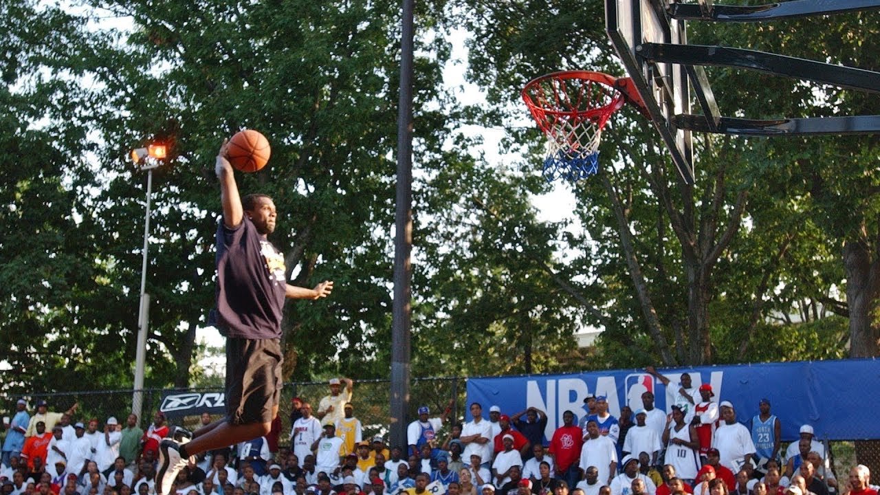 Lire la suite à propos de l’article Stratégies marketing d’un tournoi de streetball